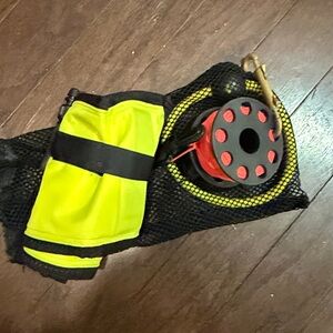 Diving safety surface marker & spool